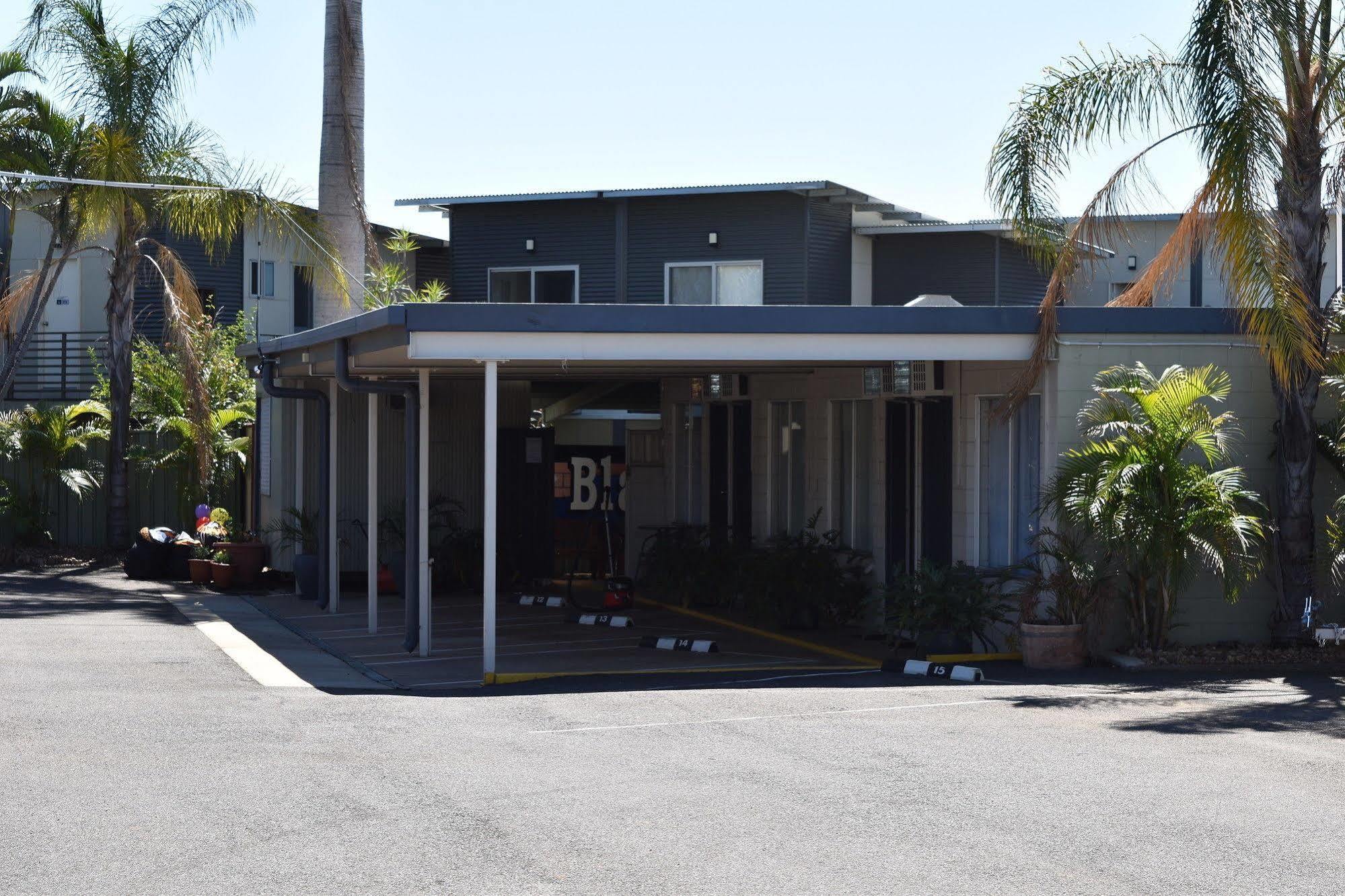 Black Diamond Motel Blackwater Exterior foto